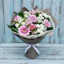 Букет цветов из:  Герберы, Альстромерии и Хризантемы в Кисловодске