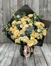 Букет цветов из:  Розы и Лизиантусы #REPLACE_PRED# Кисловодске