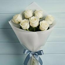 Букет 7 Белых роз Эдлесс Лав в Кисловодске