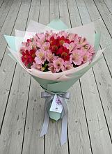 Букет цветов из:  Альстромерии в Кисловодске