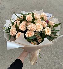 Букет Кремовые розы Латте в Кисловодске