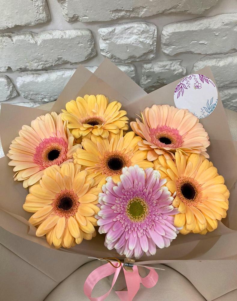 Букет цветов из: Герберы в Кисловодске