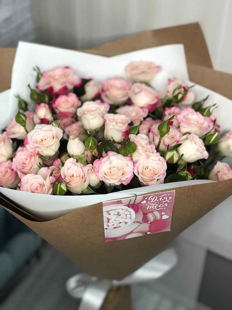 Букет цветов из: Розы в Кисловодске