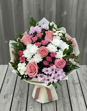 Букет цветов из:  Альстромерии, Гвоздики, Розы и Хризантемы #REPLACE_PRED# Кисловодске