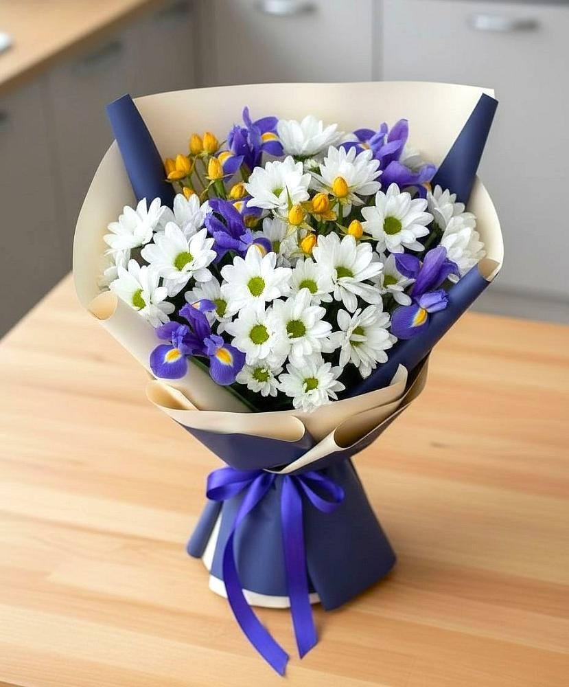 Букет цветов из: Розы, Ирисы и Хризантемы в Кисловодске